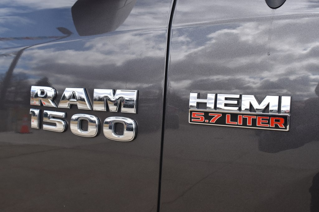 2017 RAM 1500 Image 28