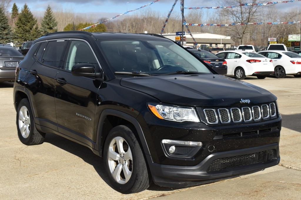 2018 Jeep Compass Image 1