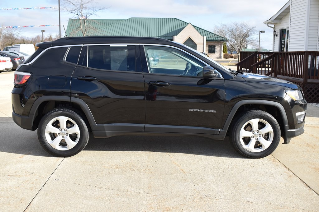 2018 Jeep Compass Image 2