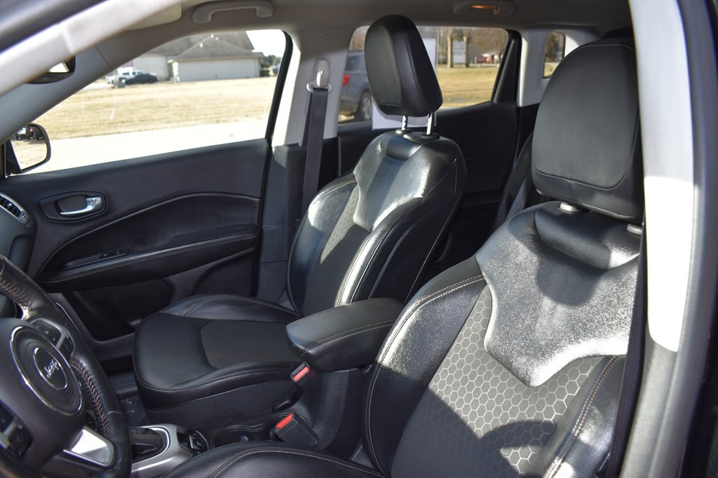 2018 Jeep Compass Image 11