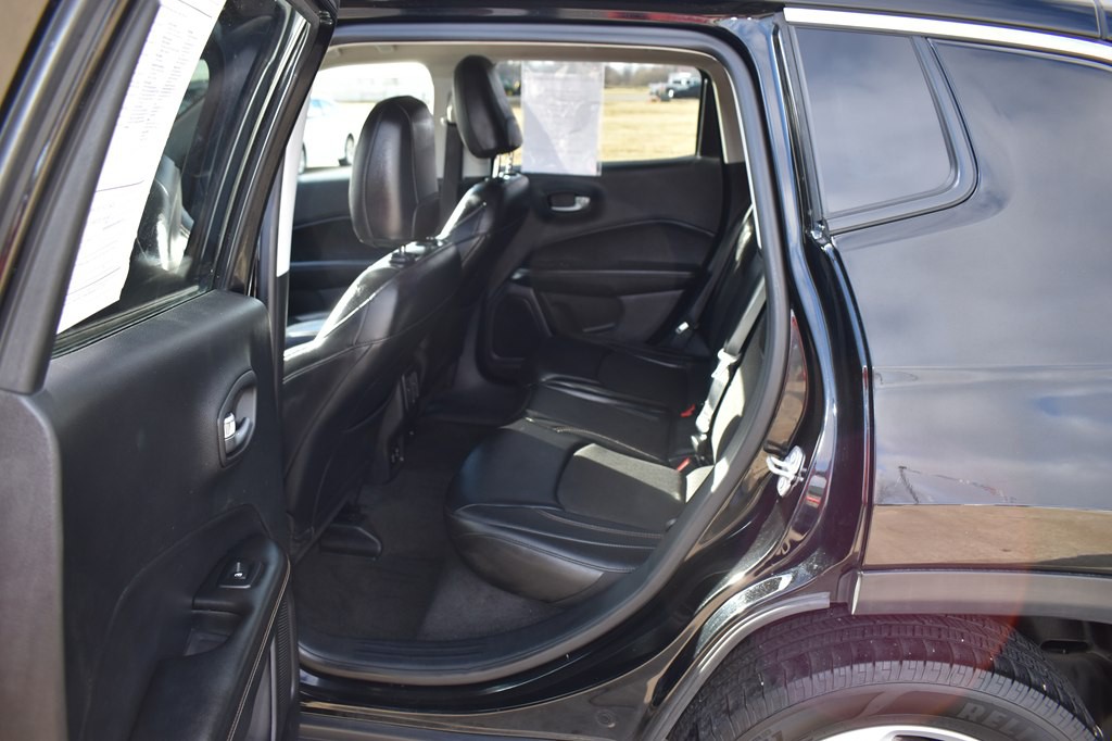 2018 Jeep Compass Image 12