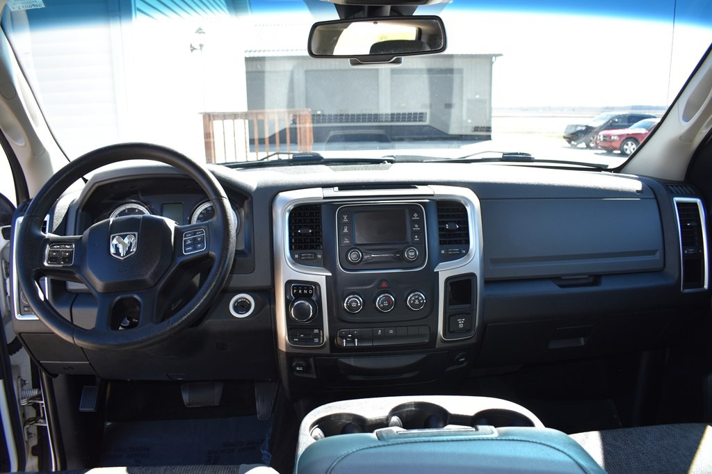 2017 RAM 1500 Image 21