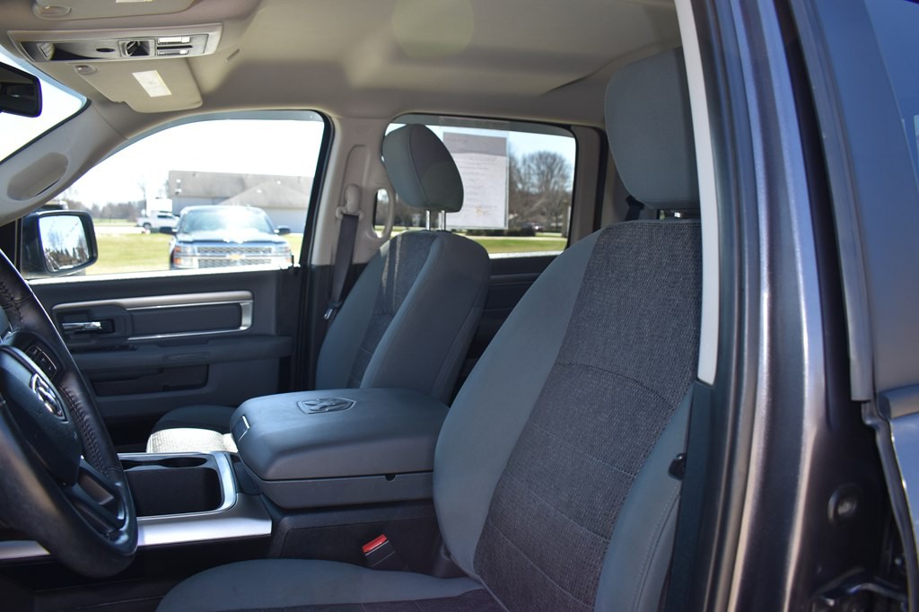 2017 RAM 1500 Image 12