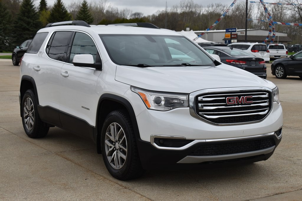 2019 GMC Acadia Image 1