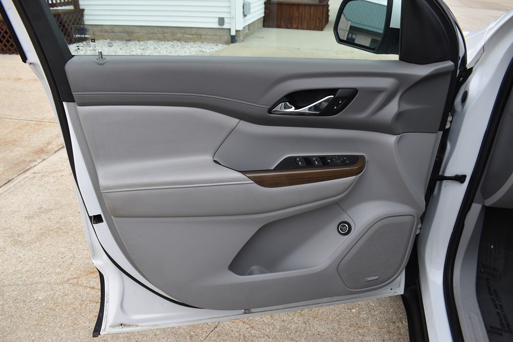 2019 GMC Acadia Image 10