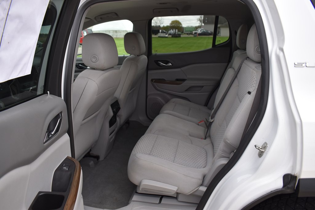 2019 GMC Acadia Image 13