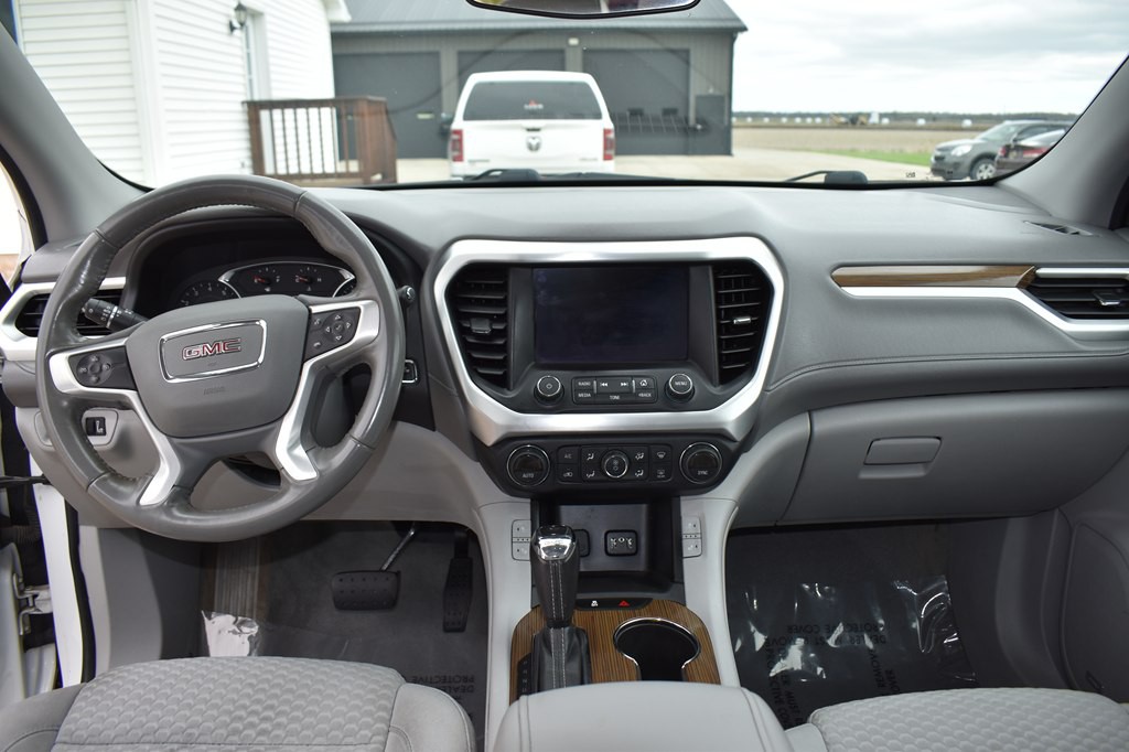 2019 GMC Acadia Image 17