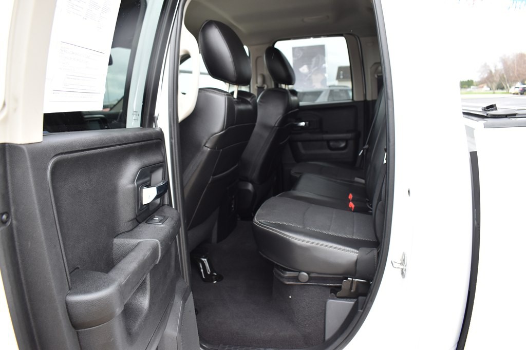 2016 RAM 1500 Image 12