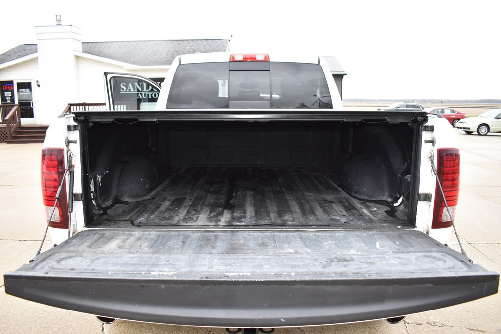 2016 RAM 1500 Image 15