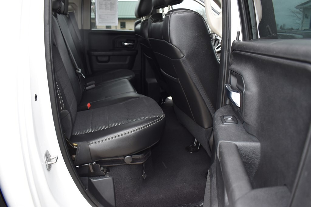 2016 RAM 1500 Image 16