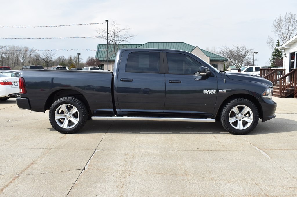 2016 RAM 1500 Image 2