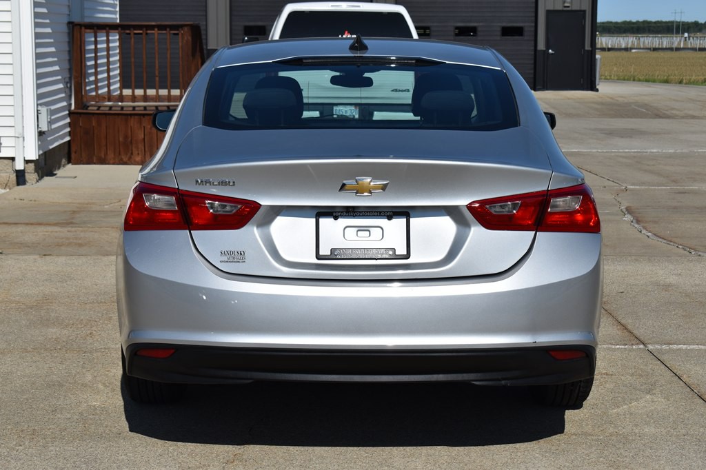 2020 Chevrolet Malibu Image 4