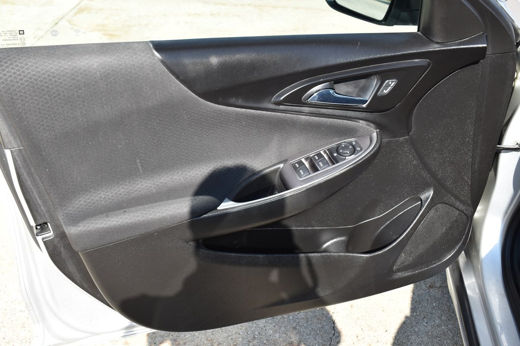 2020 Chevrolet Malibu Image 9
