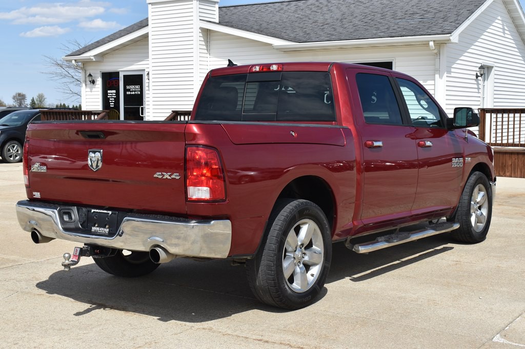 2014 RAM 1500 Image 3