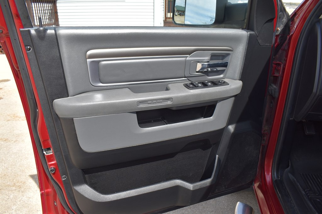2014 RAM 1500 Image 10