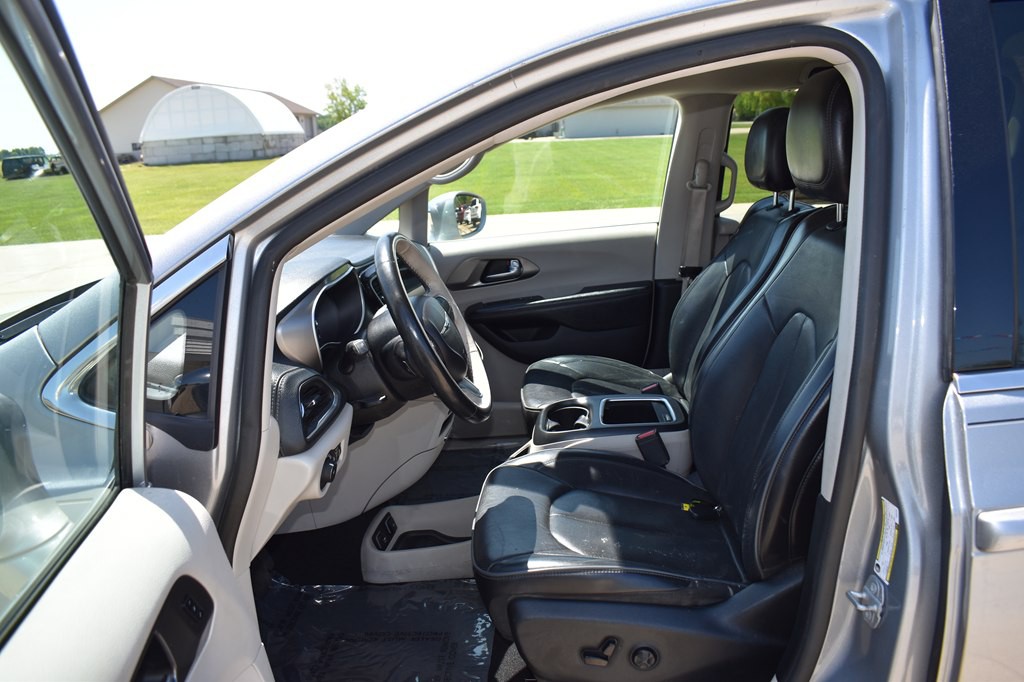 2019 Chrysler Pacifica Image 10