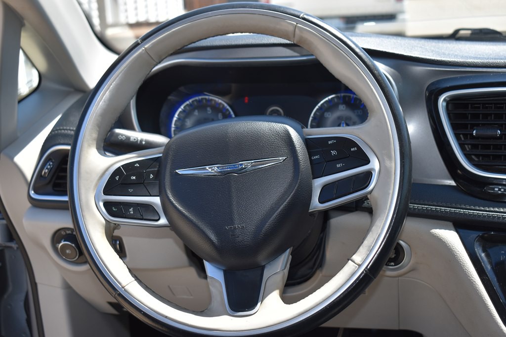 2019 Chrysler Pacifica Image 22
