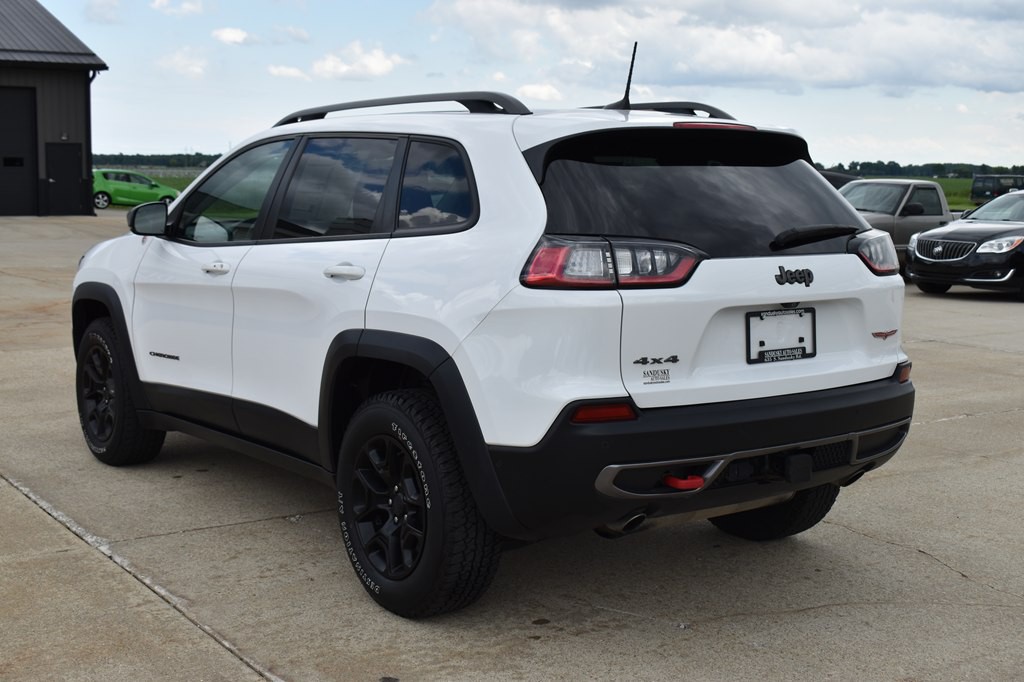 2019 Jeep Cherokee Image 5
