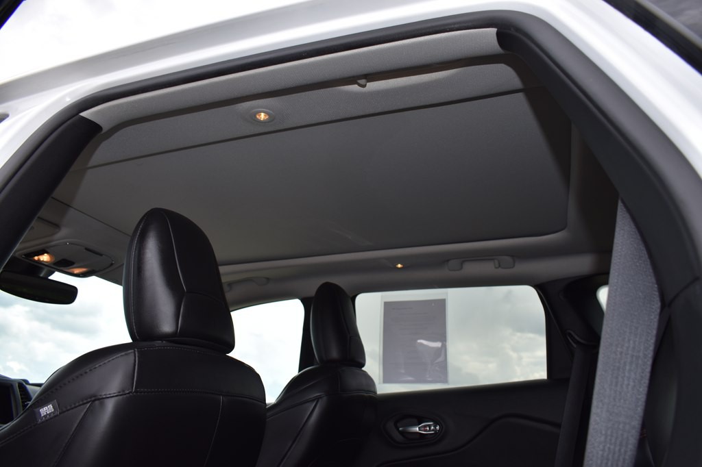 2019 Jeep Cherokee Image 18