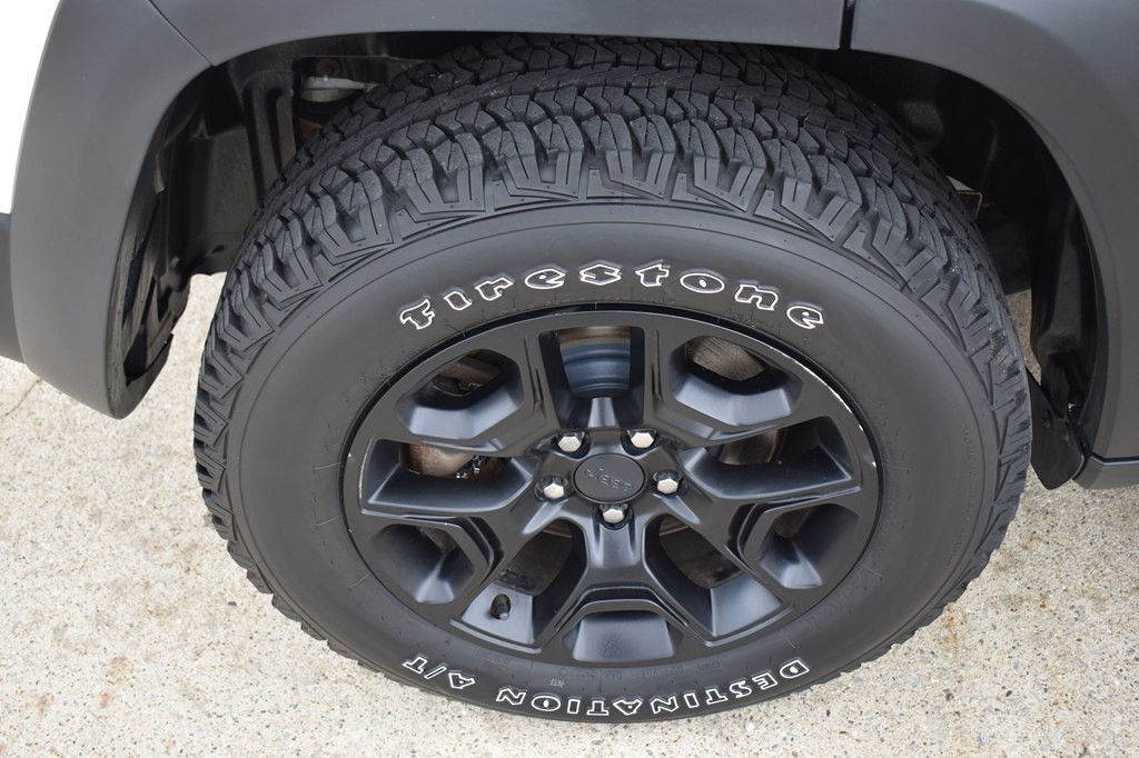 2019 Jeep Cherokee Image 19