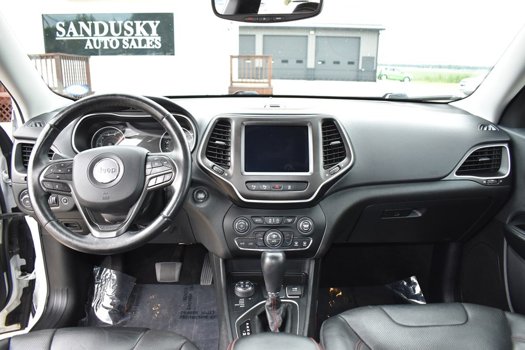 2019 Jeep Cherokee Image 24