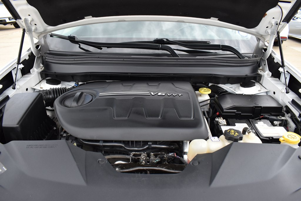 2019 Jeep Cherokee Image 32