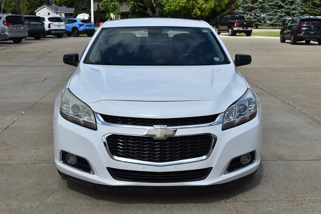 2015 Chevrolet Malibu Image 8