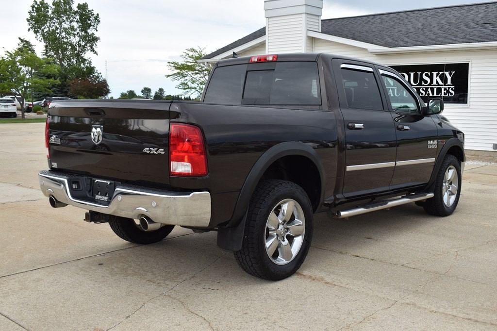 2016 RAM 1500 Image 3