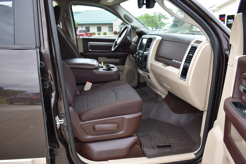 2016 RAM 1500 Image 17