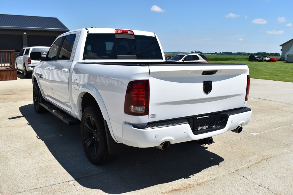 2017 RAM 1500 Image 4