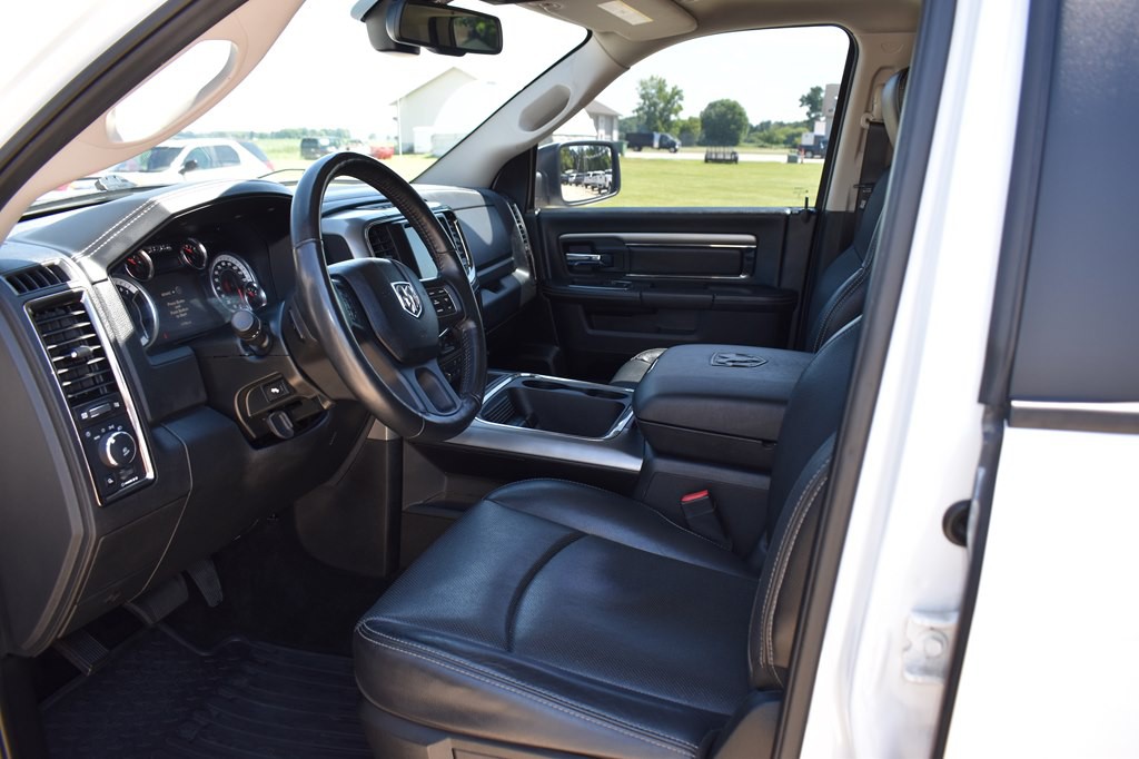 2017 RAM 1500 Image 11