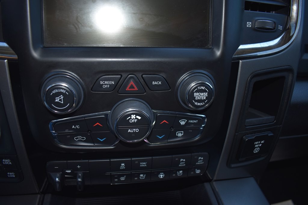 2017 RAM 1500 Image 16