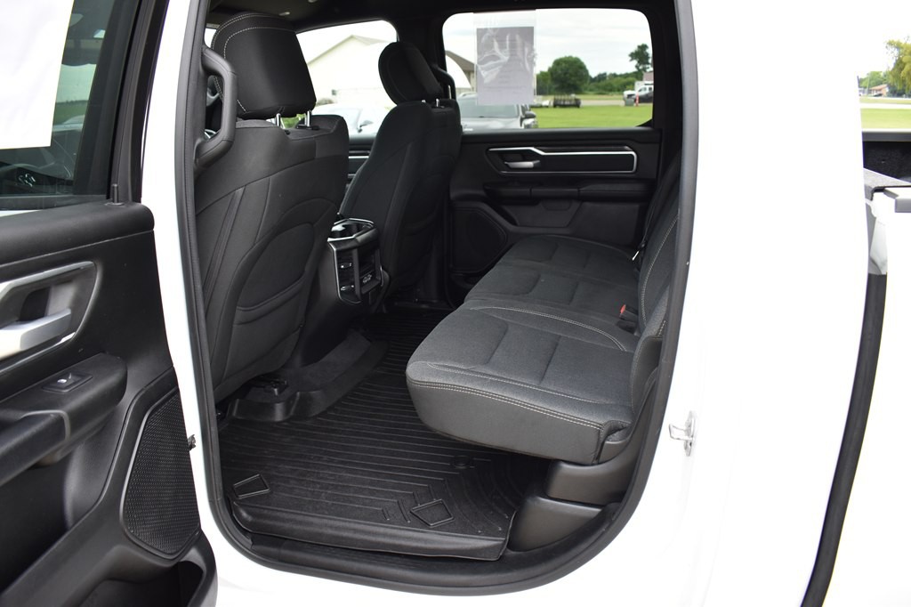 2019 RAM 1500 Image 16
