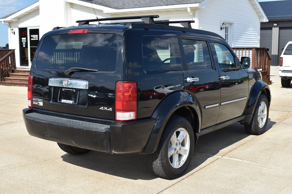 2007 Dodge Nitro Image 3