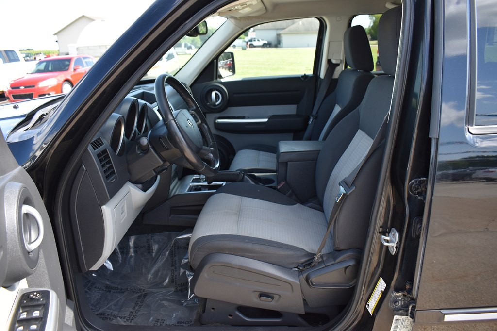 2007 Dodge Nitro Image 11