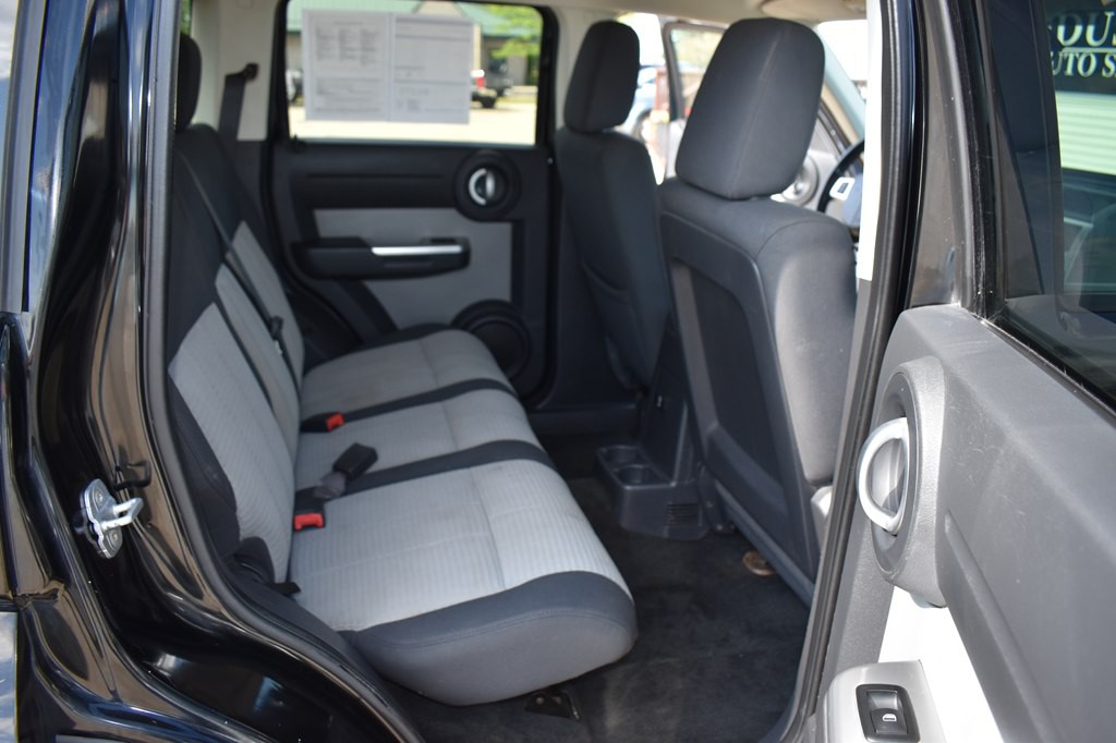 2007 Dodge Nitro Image 13