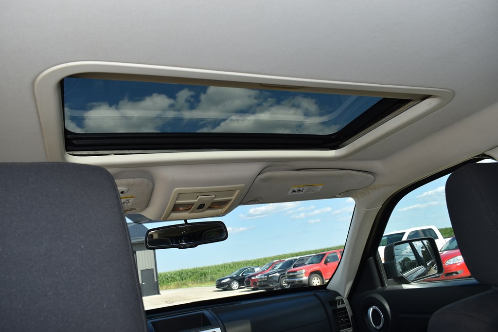 2007 Dodge Nitro Image 15