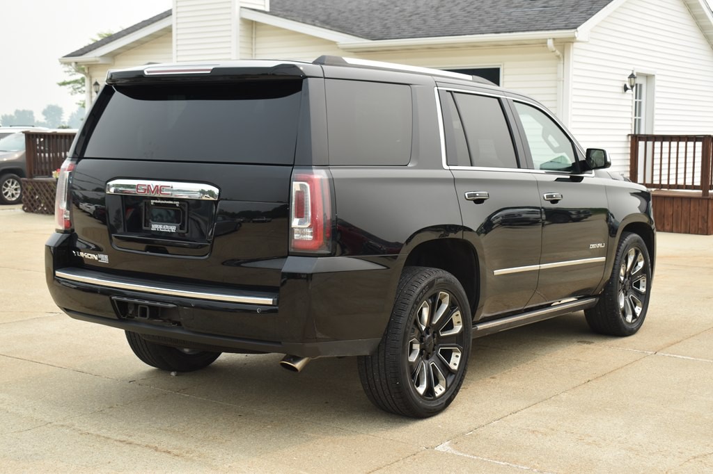 2020 GMC Yukon Image 3