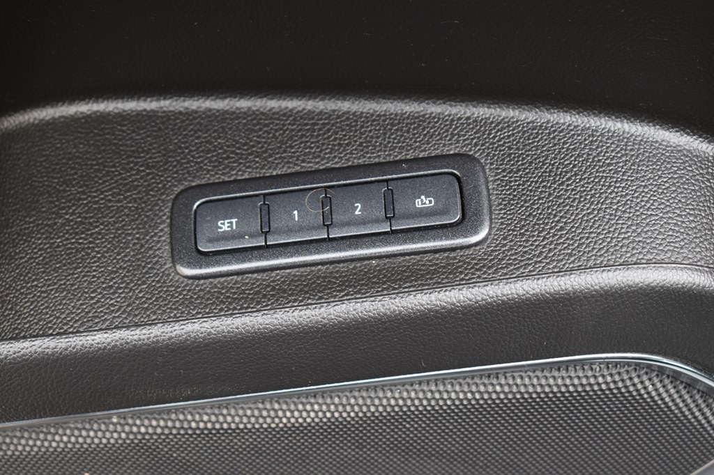 2020 GMC Yukon Image 12
