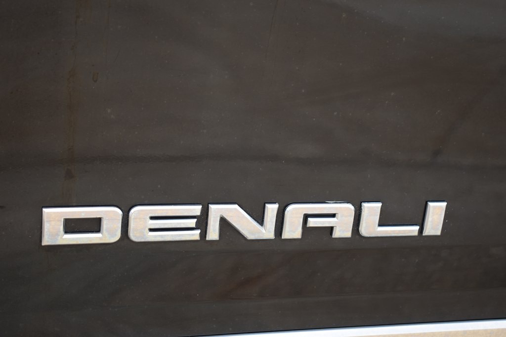 2020 GMC Yukon Image 33