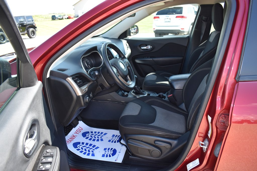 2014 Jeep Cherokee Image 10