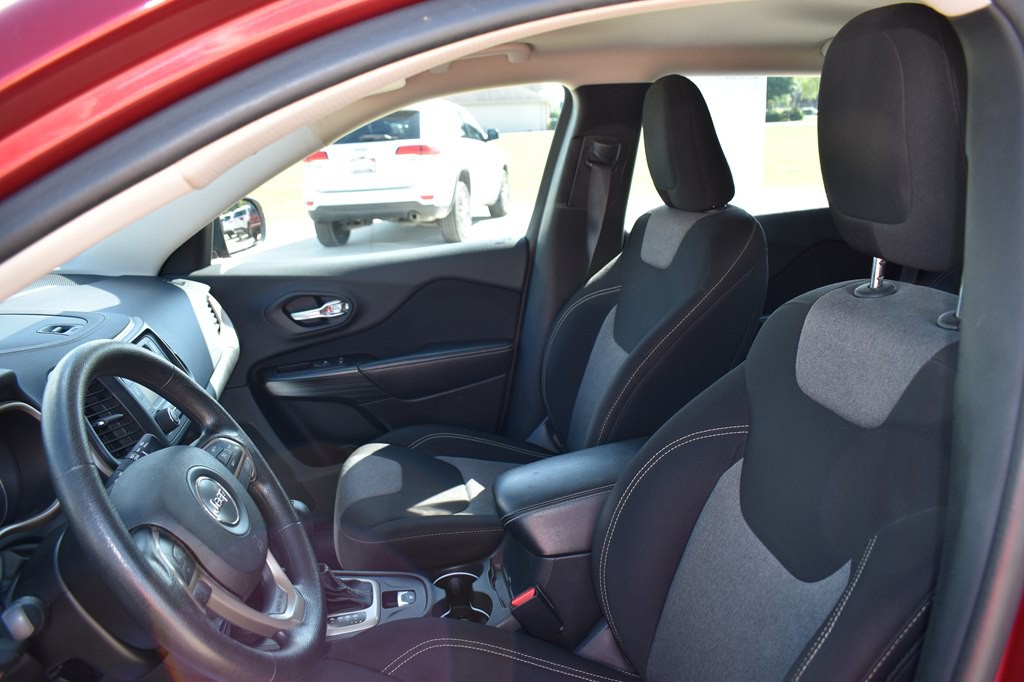 2014 Jeep Cherokee Image 11