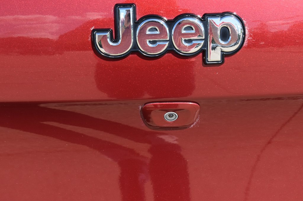 2014 Jeep Cherokee Image 17