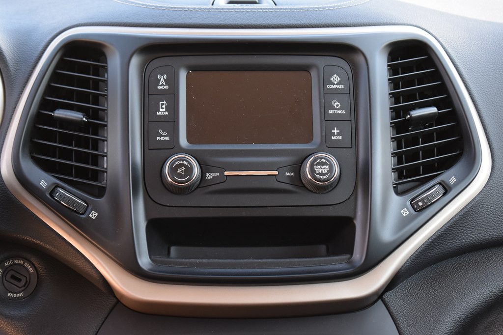 2014 Jeep Cherokee Image 19