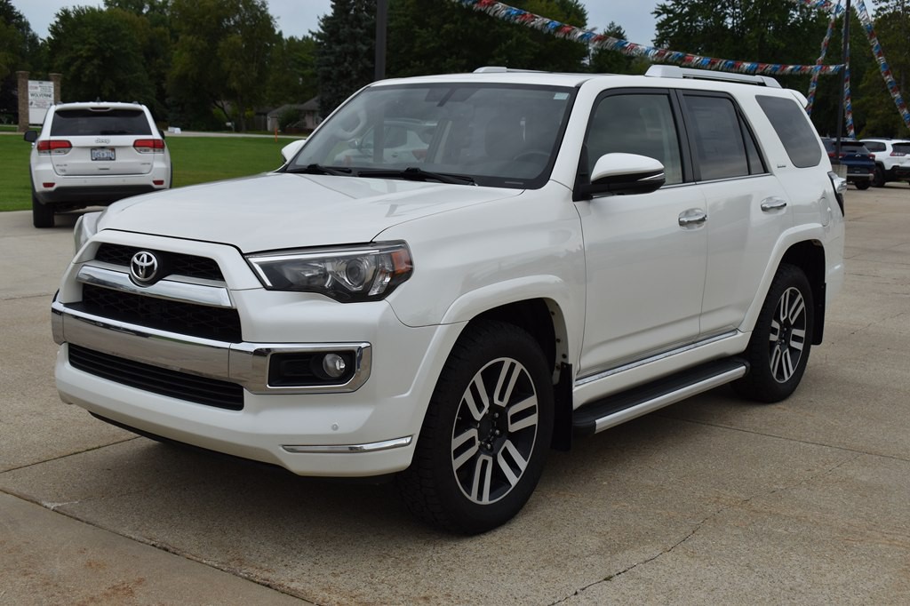 2016 Toyota 4Runner Image 7