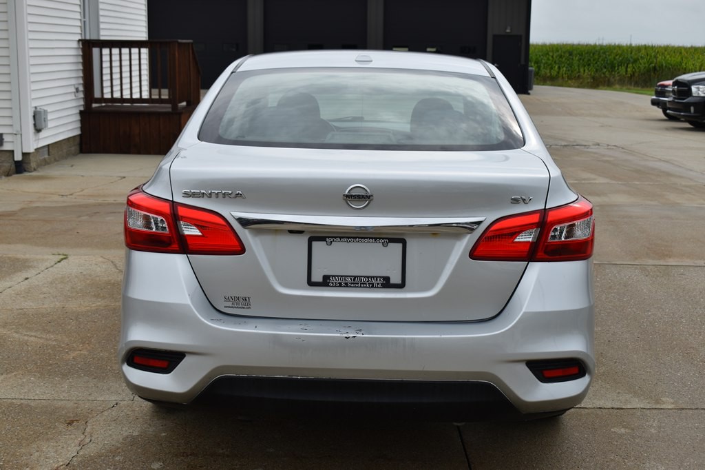 2018 Nissan Sentra Image 4