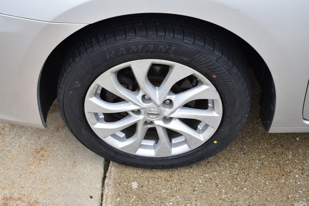2018 Nissan Sentra Image 9