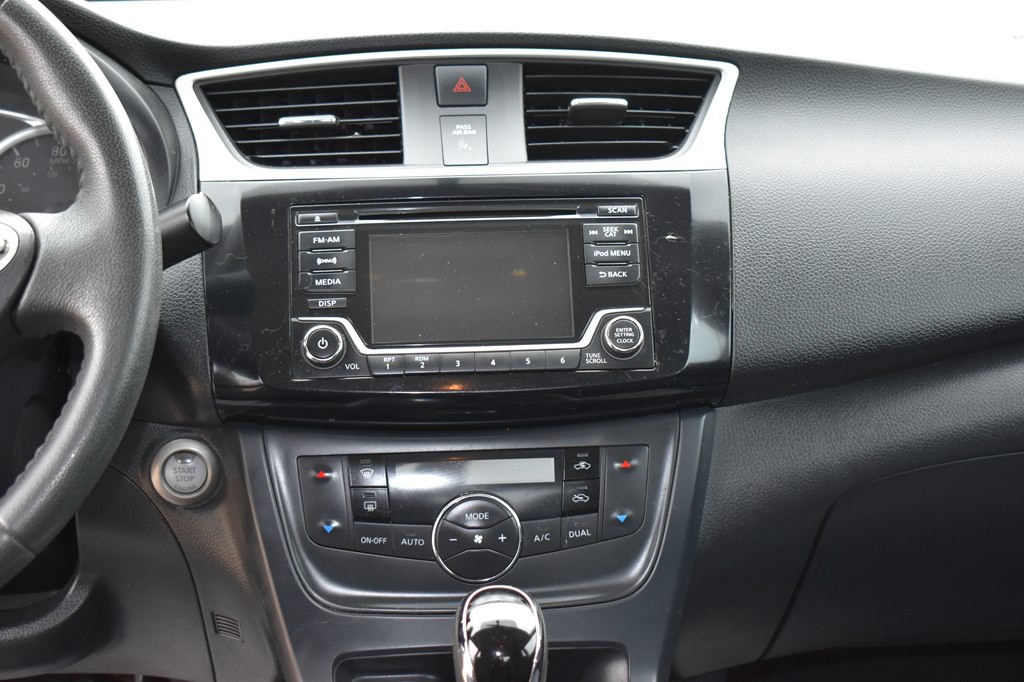 2018 Nissan Sentra Image 15
