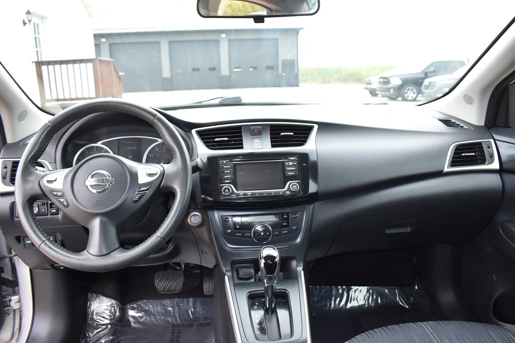 2018 Nissan Sentra Image 16