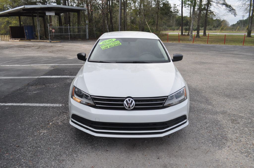 2016 Volkswagen Jetta Image 3